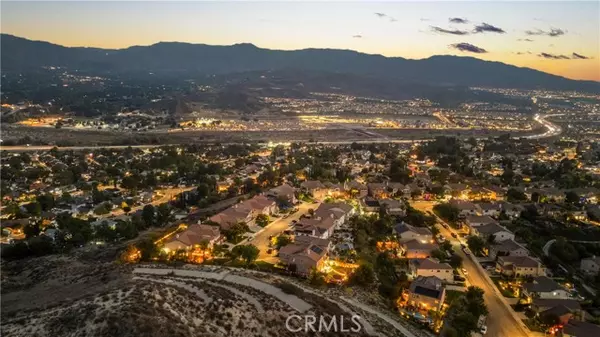 Canyon Country (santa Clarita), CA 91387,17004 Crest Heights