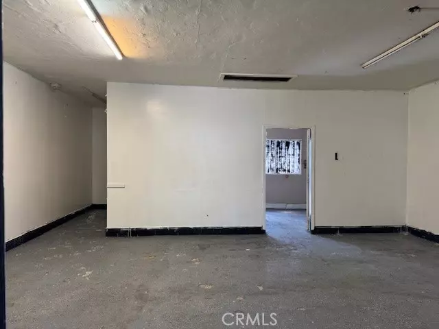 5543 Mission Boulevard, Jurupa Valley, CA 92509