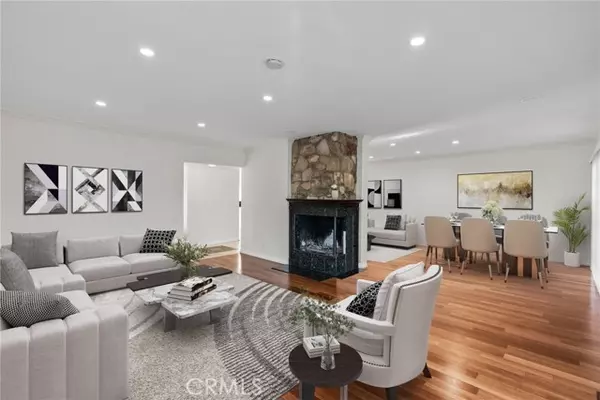 1519 Lynglen Drive, Glendale, CA 91206