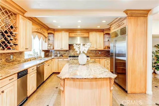 1610 N Hobart Boulevard, Los Angeles, CA 90027