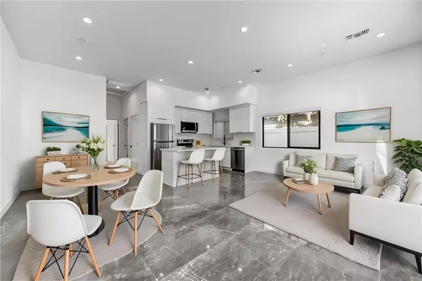 Van Nuys (los Angeles), CA 91405,6831 Ranchito Avenue