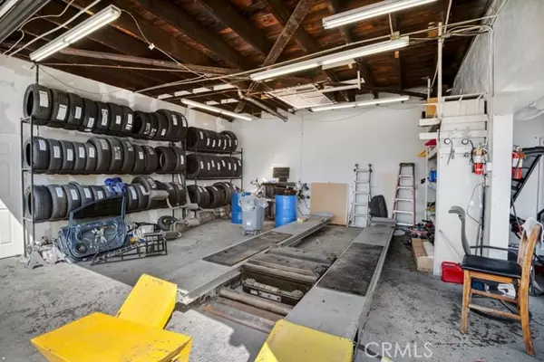 Los Angeles, CA 90007,Address not disclosed