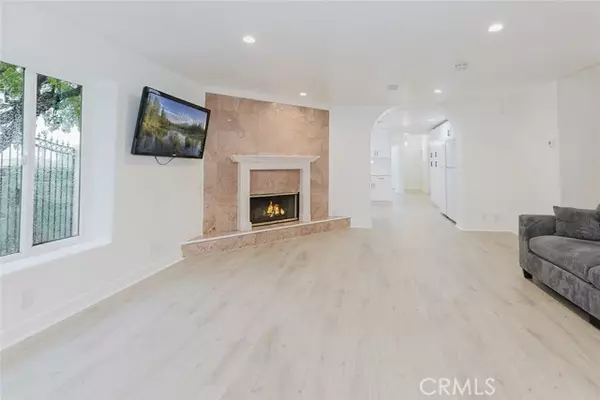 Sylmar (los Angeles), CA 91342,13631 Eldridge Avenue