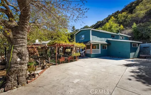 Highland Park (los Angeles), CA 90042,383 S Avenue 52