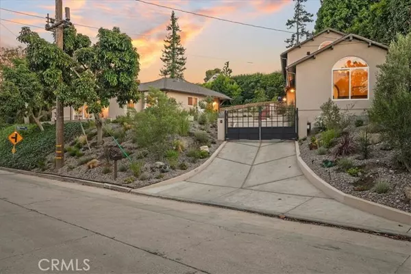 Los Angeles, CA 90046,7404 Woodrow Wilson Drive