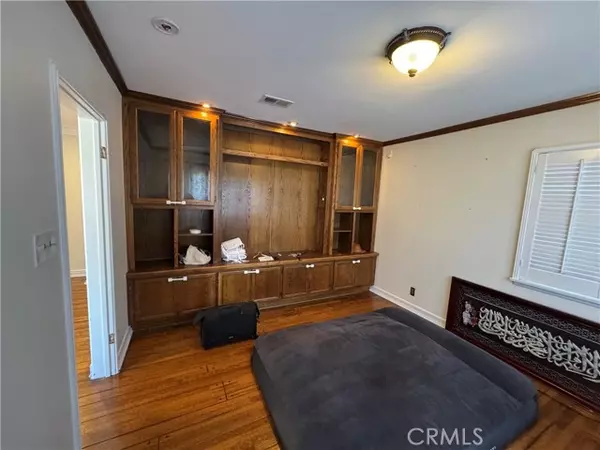 North Hollywood (los Angeles), CA 91601,5528 Willowcrest