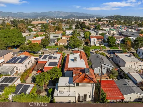 Los Angeles, CA 90039,4026 Garden Avenue