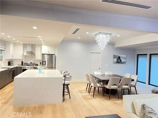 Granada Hills (los Angeles), CA 91344,11568 Newcastle