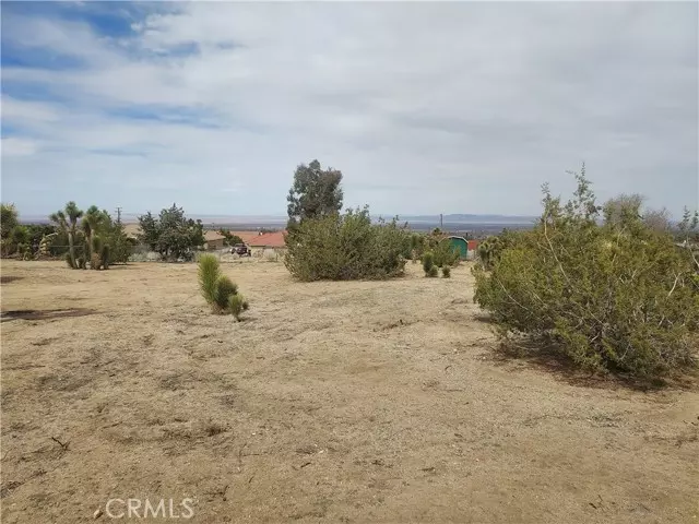 Pinon Hills, CA 92372,0 Glenview Drive