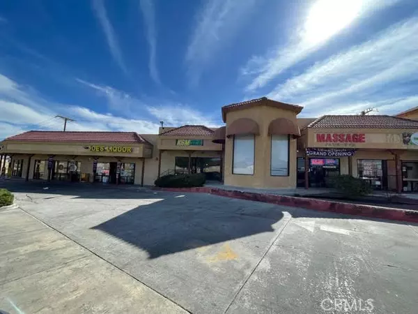 Victorville, CA 92392,16137 Green Tree Boulevard