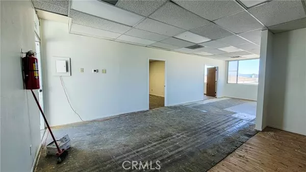 Apple Valley, CA 92307,17993 Us HWY 18