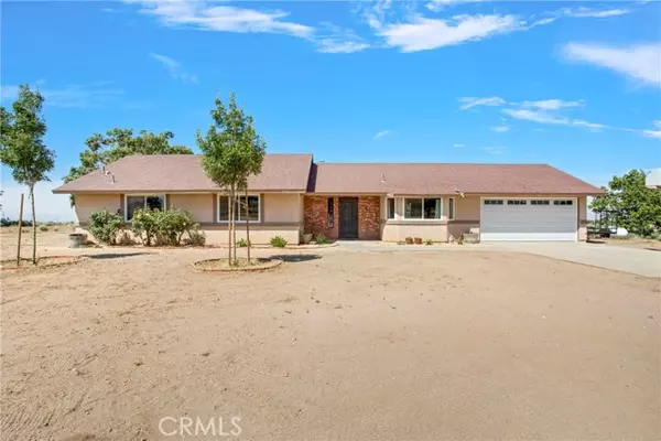 9326 Muscatel Road, Phelan, CA 92371