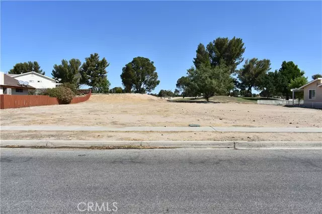 27392 Cloverleaf Drive, Helendale, CA 92342