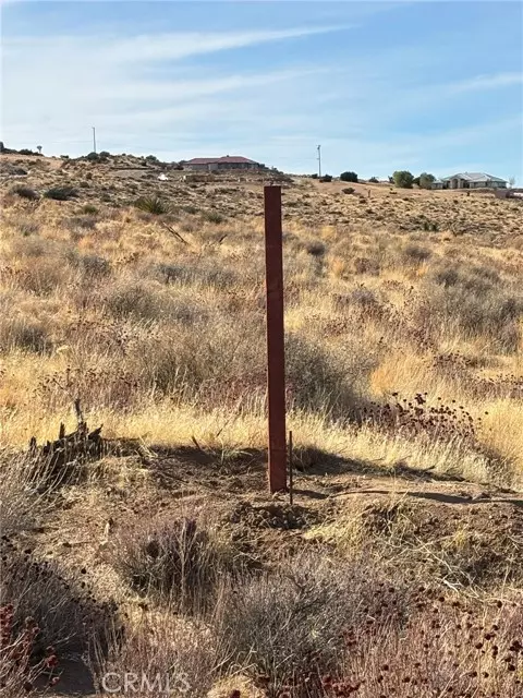 Apple Valley, CA 92308,21 Luna Mountain Road