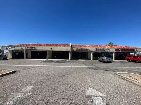 13534 Navajo Road, Apple Valley, CA 92308