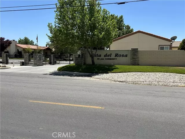 22241 Nisqually Road #60, Apple Valley, CA 92308