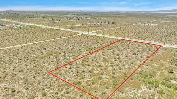 0 Ca-18, Phelan, CA 92372