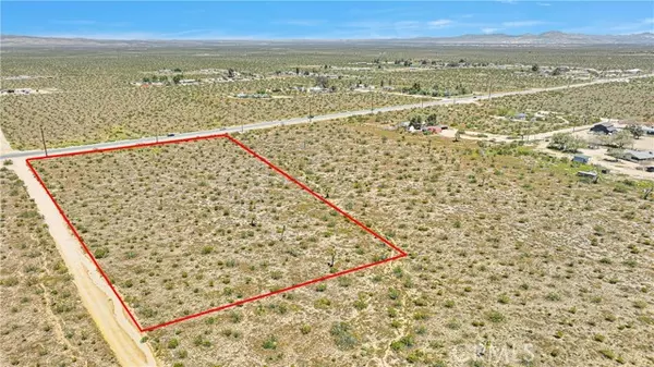 0 Ca-18, Phelan, CA 92372