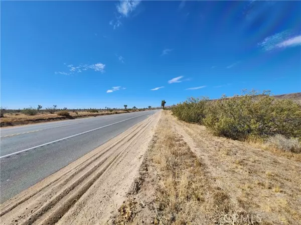 1901 Old Woman Springs Road, Yucca Valley, CA 92285