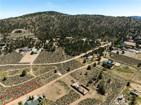 700 Raymond Drive, Big Bear City, CA 92314