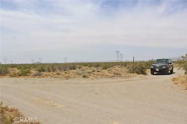 Adelanto, CA 92301,0 Holly Road