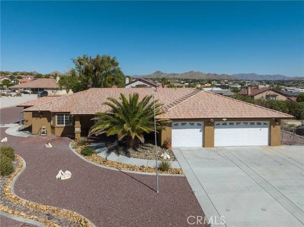 16045 Chiwi Road, Apple Valley, CA 92307