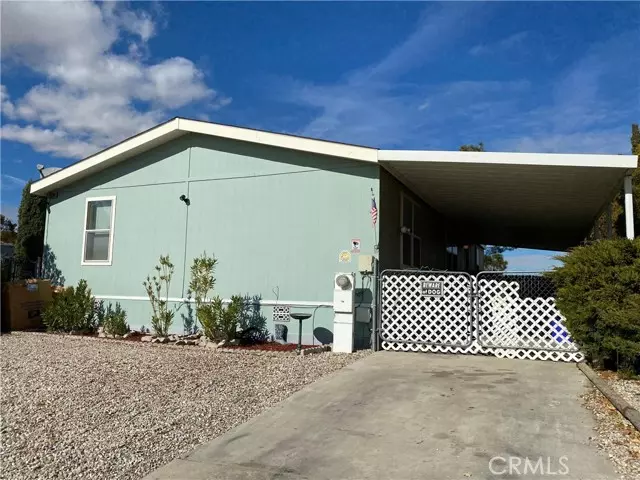 Victorville, CA 92395,16294 Camelback Drive