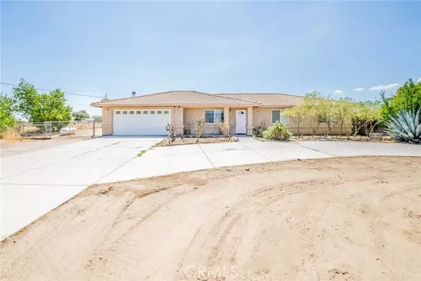 9235 Del Rosa Road, Phelan, CA 92371