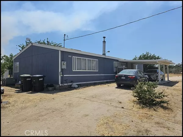 4575 Smoke Tree Road, Phelan, CA 92371