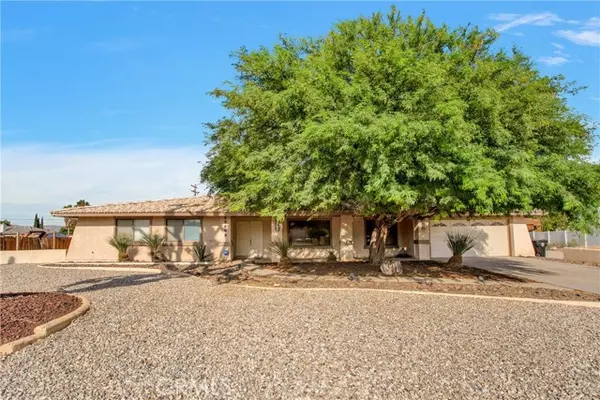 13409 Shawnee Road, Apple Valley, CA 92308