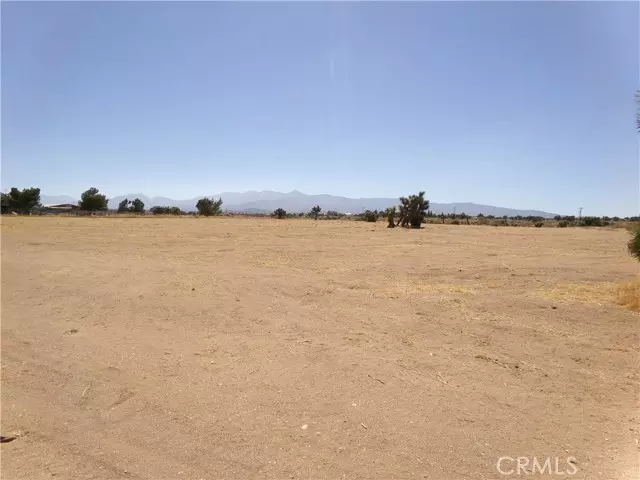 9176 Arrowhead Road, Phelan, CA 92371