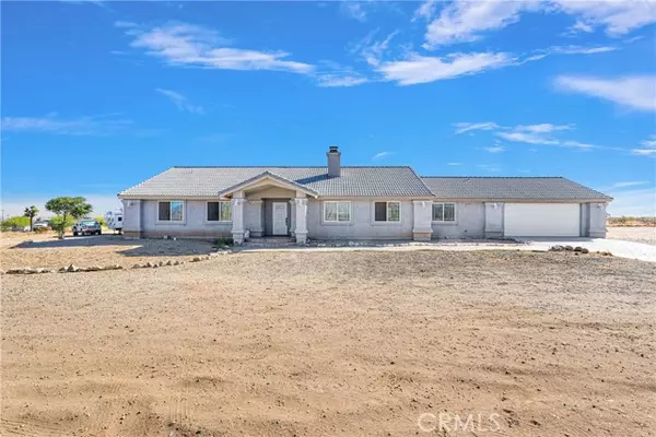 11727 Oxford Road, Phelan, CA 92371