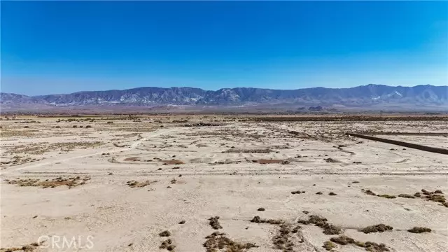 33433 Macdowell Drive, Lucerne Valley, CA 92356