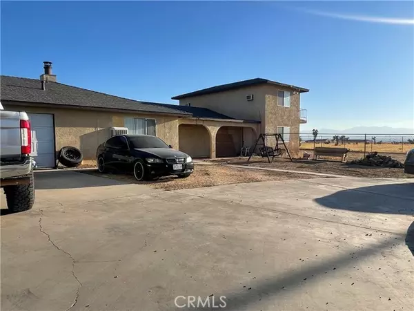 10176 Central Road, Apple Valley, CA 92308