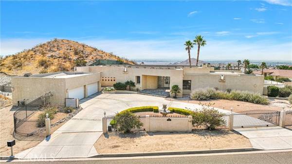 18011 Ohna Road, Apple Valley, CA 92307