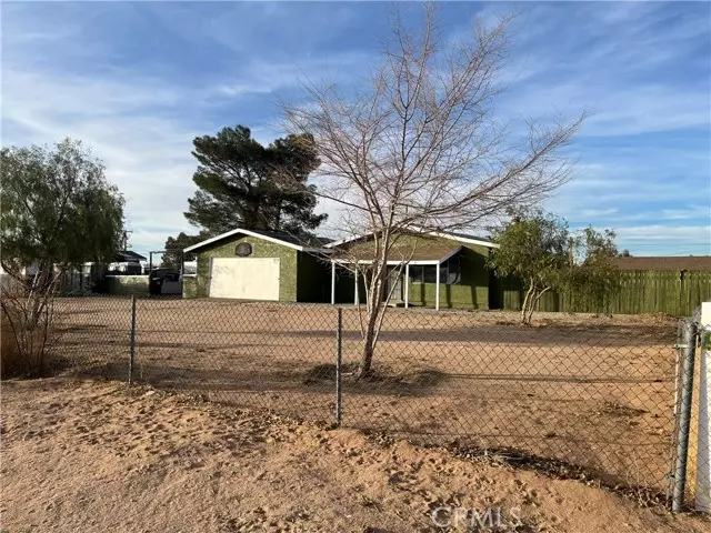 22770 Ottawa Road, Apple Valley, CA 92308