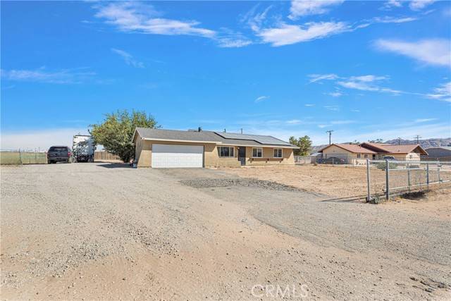 21710 Soboba Road, Apple Valley, CA 92307