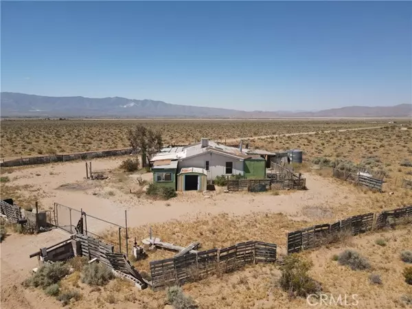 15030 Fairlane Road, Lucerne Valley, CA 92356