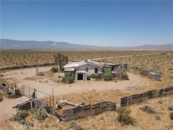 15030 Fairlane Road, Lucerne Valley, CA 92356