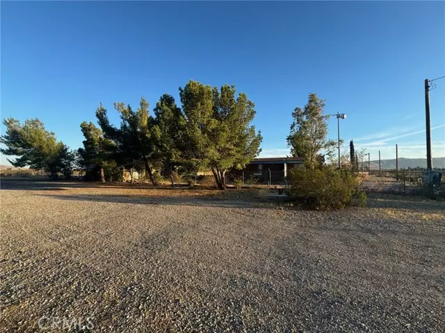 Apple Valley, CA 92308,23839 Bear Valley Road