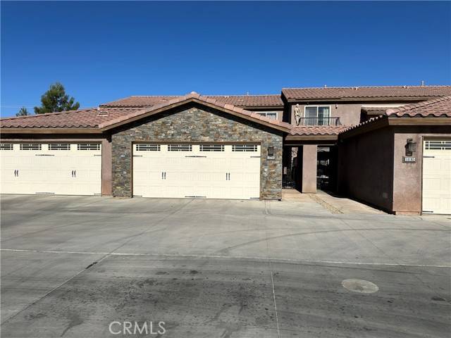 14193 Jicarilla Road #302, Apple Valley, CA 92307