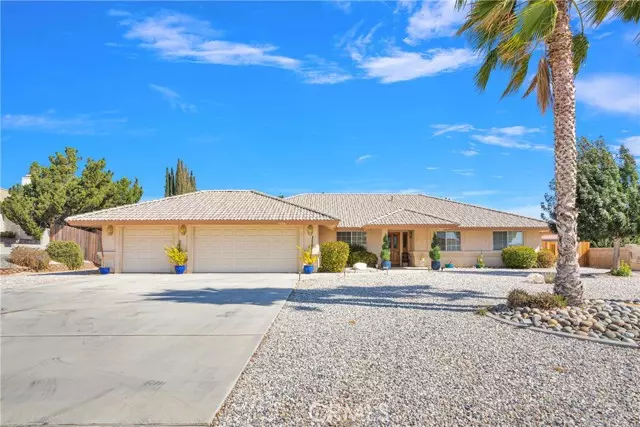 16381 Kasota Road, Apple Valley, CA 92307