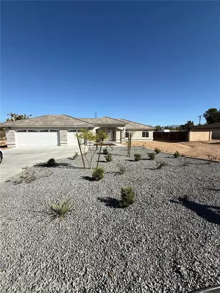 13033 Casco Road, Apple Valley, CA 92345