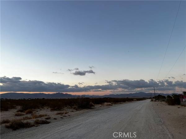 0 Lincoln Rd, Lucerne Valley, CA 92356