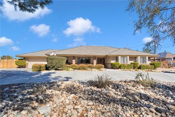 14695 Riverside Drive, Apple Valley, CA 92307