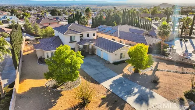 16671 Menahka Road, Apple Valley, CA 92307