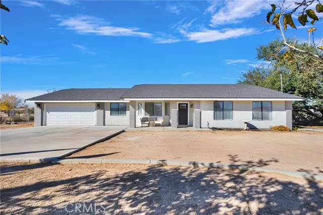 14110 Navajo Road, Apple Valley, CA 92307