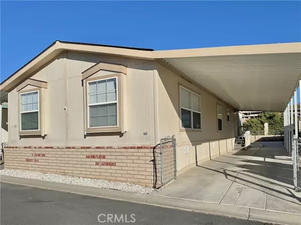 20843 Waalew Road #C104, Apple Valley, CA 92307