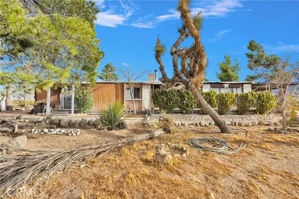 9475 Willow Wells Avenue, Lucerne Valley, CA 92356