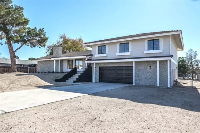 Apple Valley, CA 92307,19217 Hudson Road